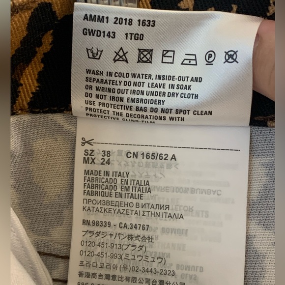 Miu Miu Leopard Print/Cat Applique A-Line Mini Skirt - Picture 10 of 10